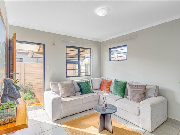 2 Bedroom House