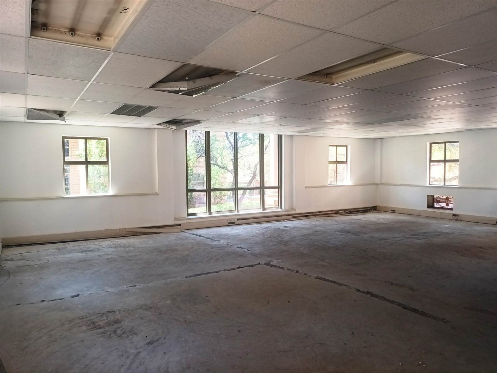 509  m² Commercial space in Faerie Glen photo number 3