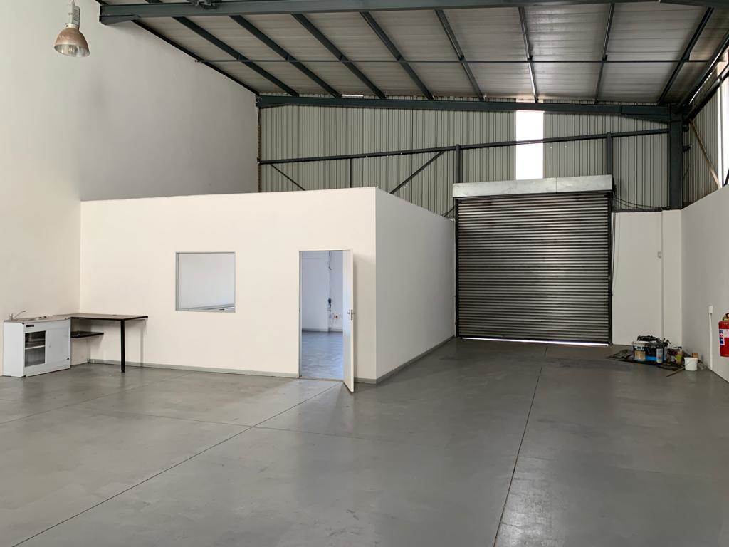 170  m² Industrial space in Laser Park photo number 6