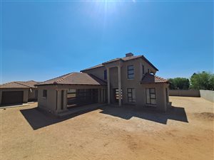 7 Bed House in Cultura Park