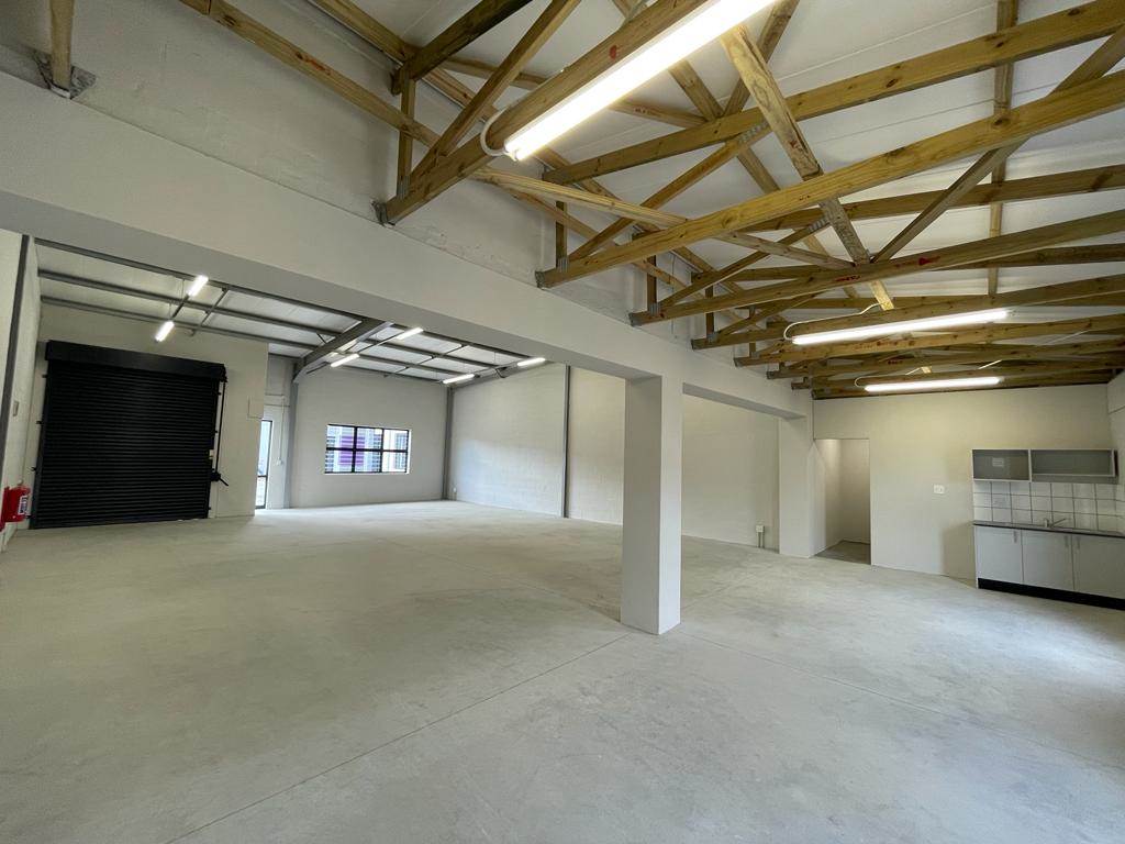 205  m² Industrial space in Montague Gardens photo number 4