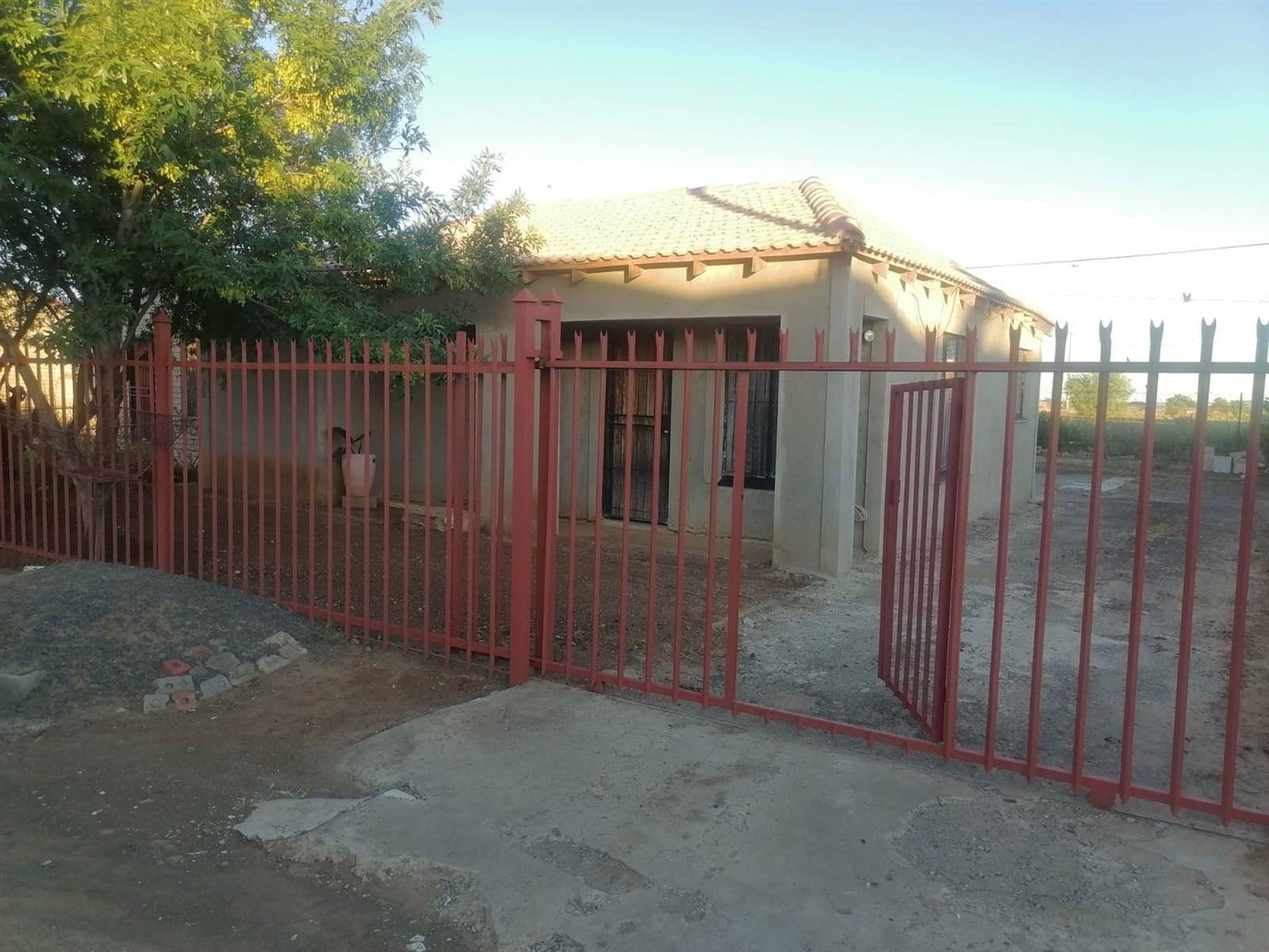2 Bed House in Blomanda photo number 1