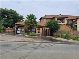 3 Bed Apartment in Erand Gardens