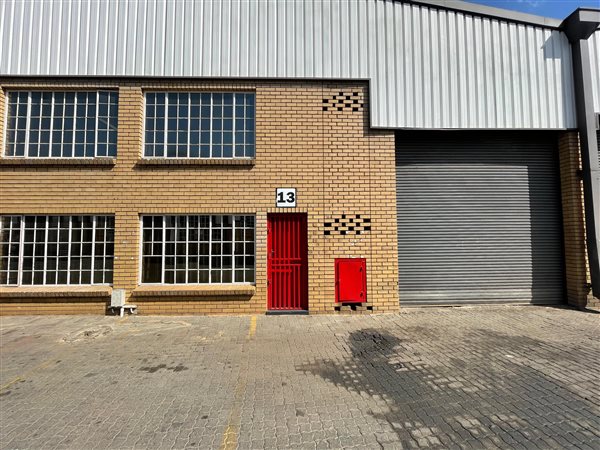 171  m² Industrial space