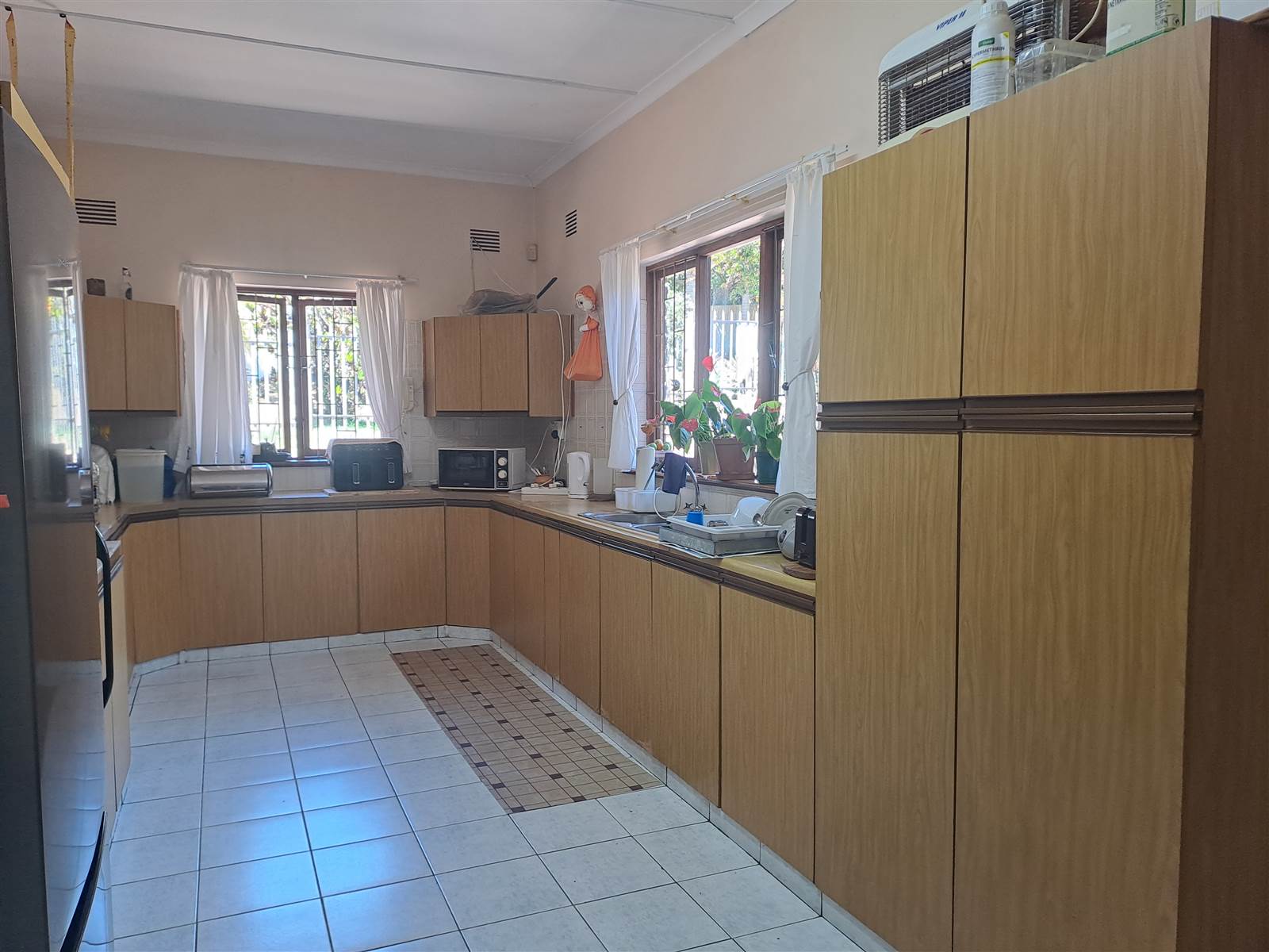5 Bed House in Umtentweni photo number 18