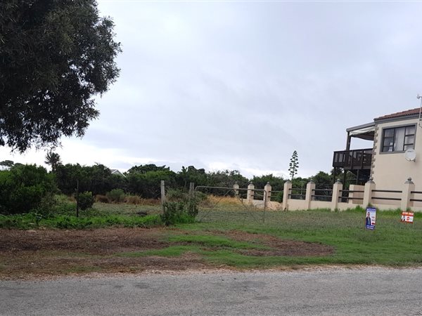 600 m² Land available in Wavecrest