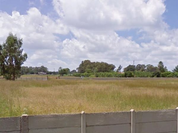 644 m² Land available in Riversdale