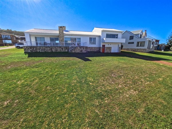 4 Bedroom House 4 Bedroom House