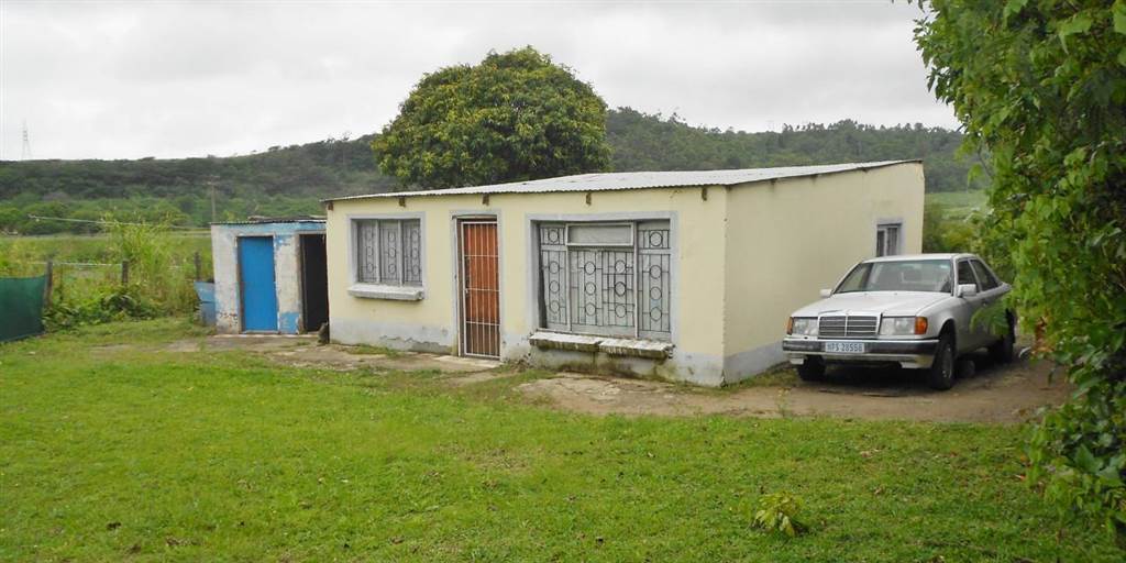 13 Bed House in Umtentweni photo number 13