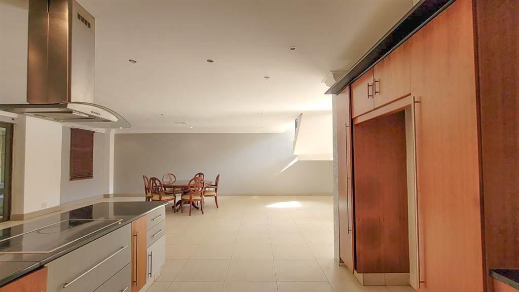 3 Bed Townhouse in Zimbali Estate photo number 12