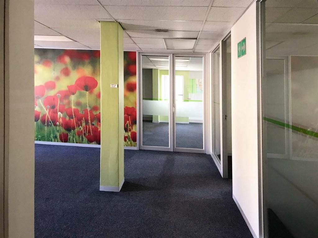 2863  m² Office Space in New Redruth photo number 9