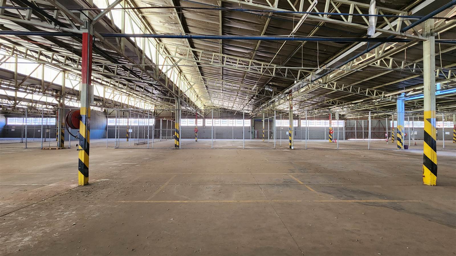 10950  m² Industrial space in Isando photo number 7