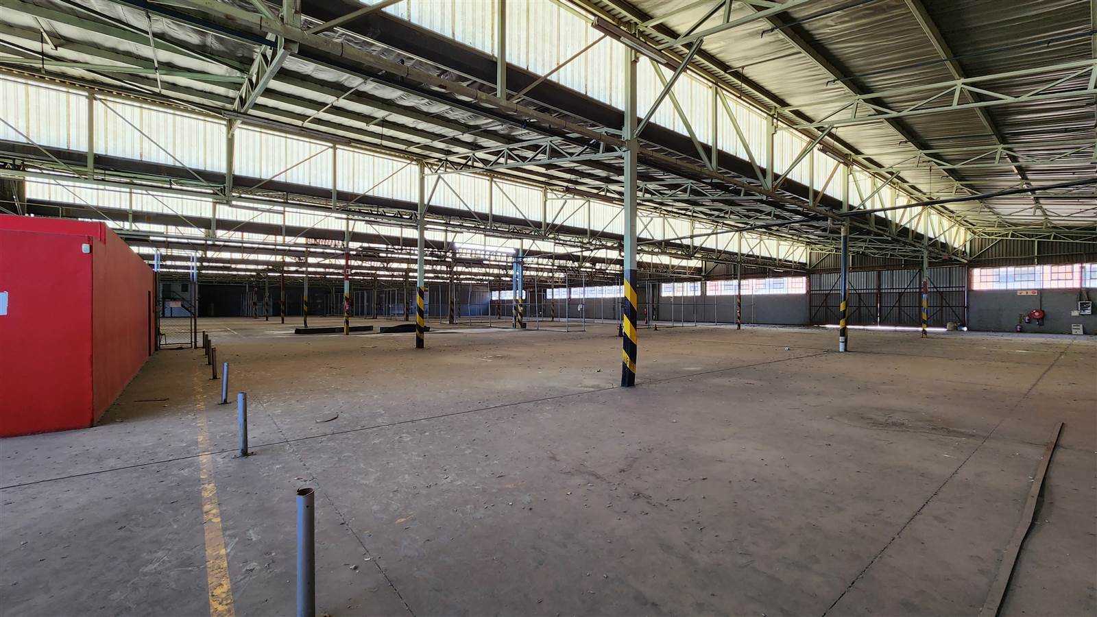 10950  m² Industrial space in Isando photo number 10