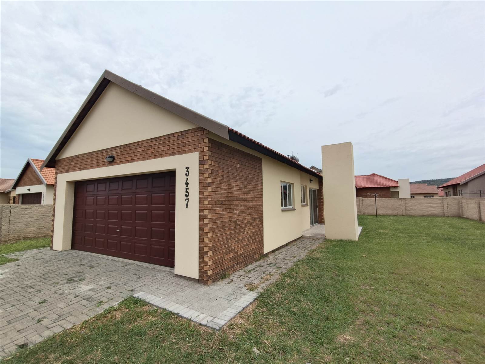 3 Bed House in Waterkloof photo number 1