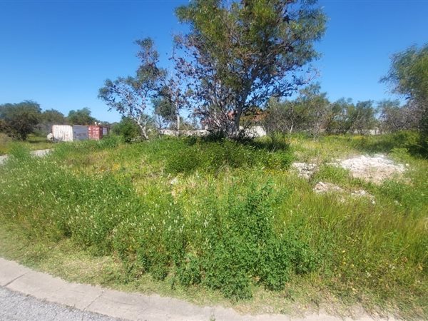 809 m² Land available in Fairview