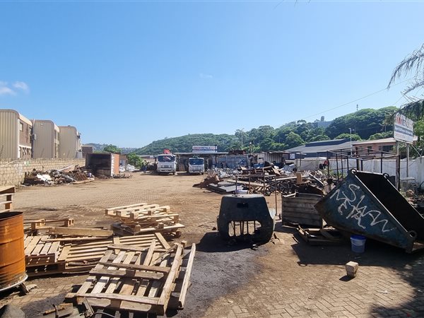 1 632 m² Industrial space 1 632 m² Industrial space