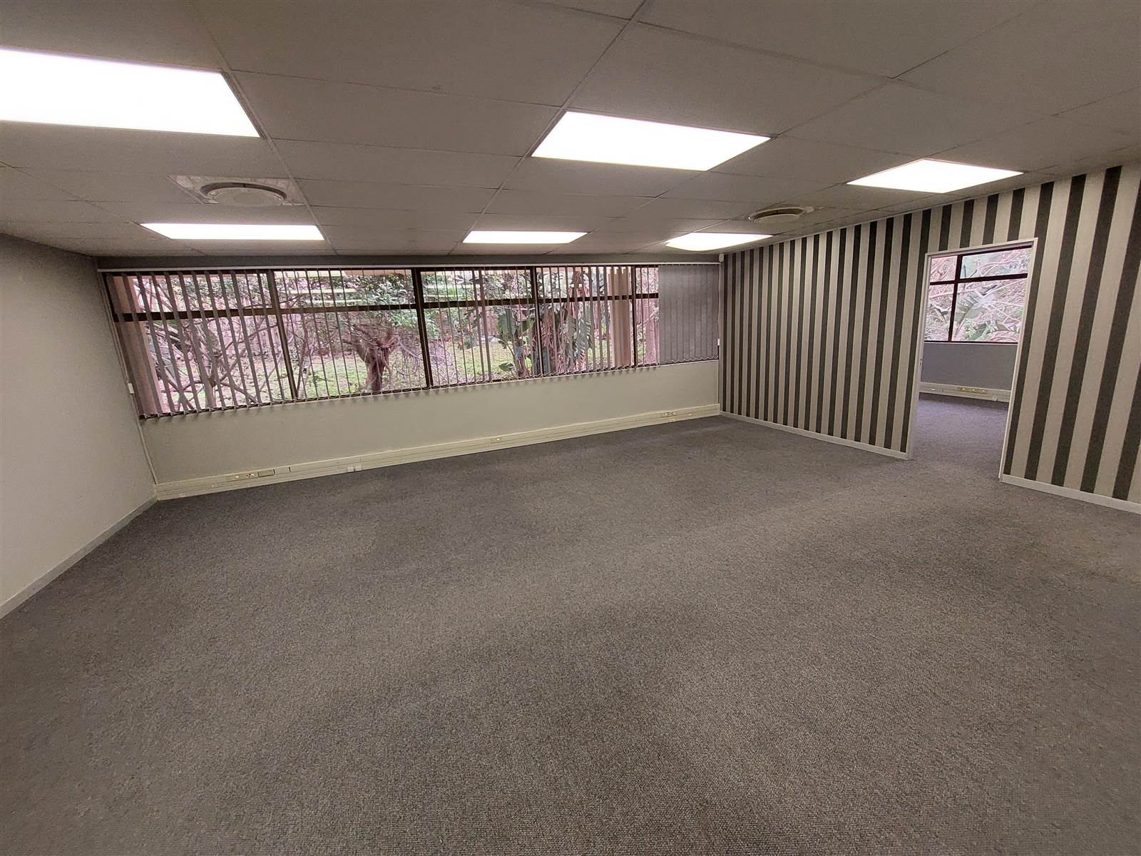 200  m² Commercial space in Westville photo number 11