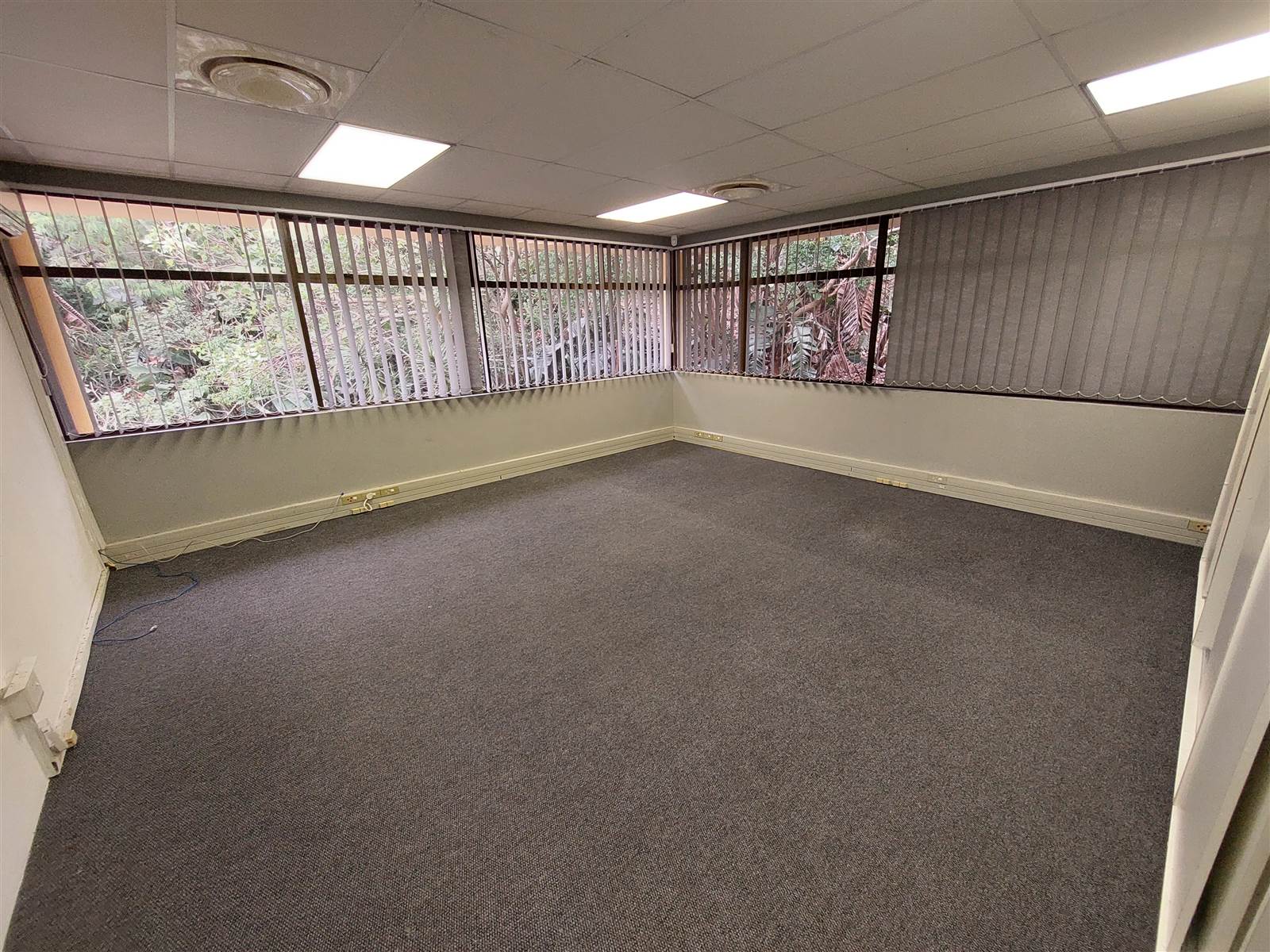 200  m² Commercial space in Westville photo number 8