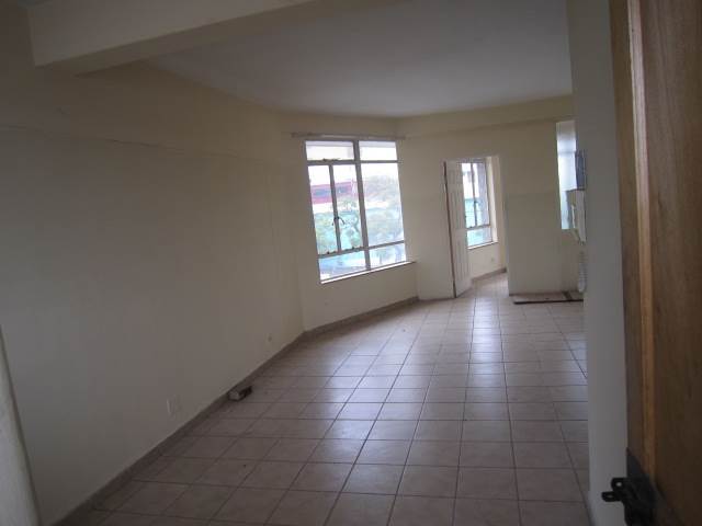2 Bed Apartment in Arcadia photo number 3