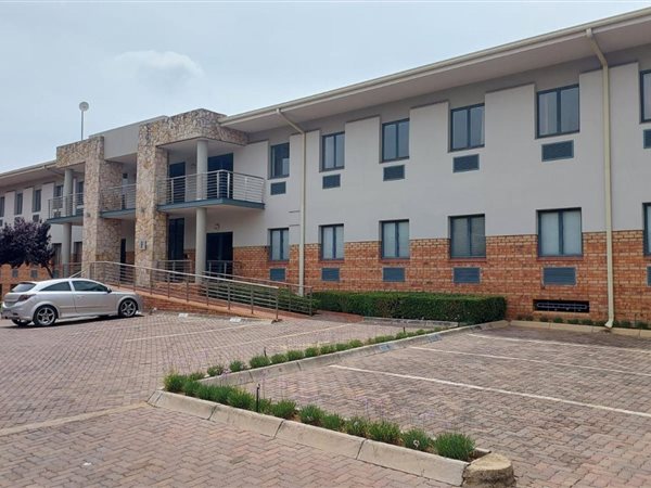209  m² Commercial space in Bryanston