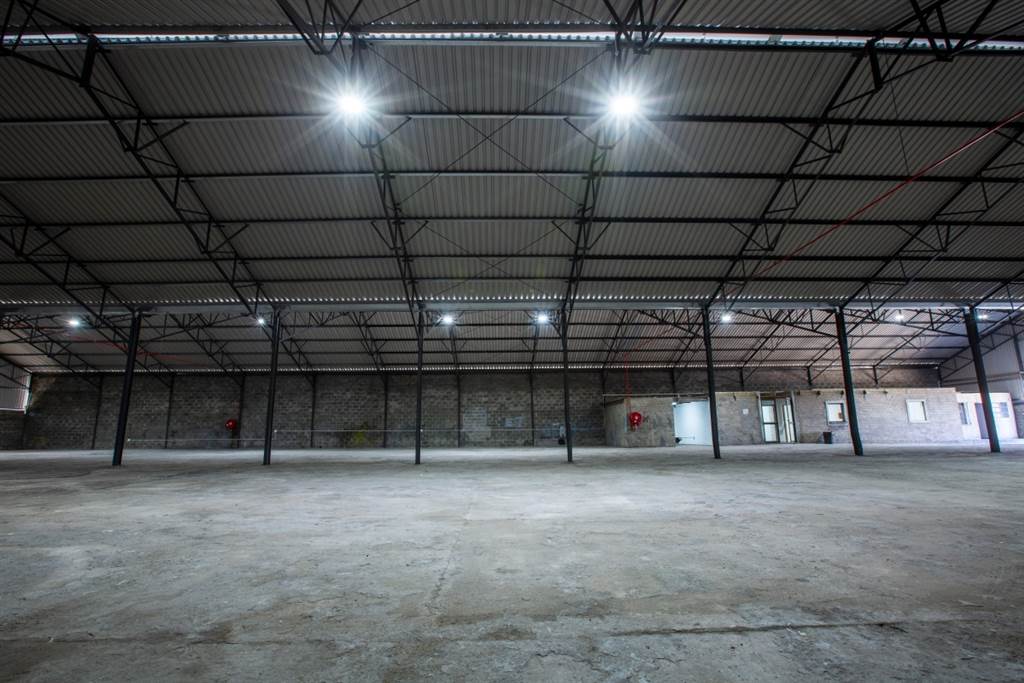 1542  m² Industrial space in Durbanville Central photo number 3