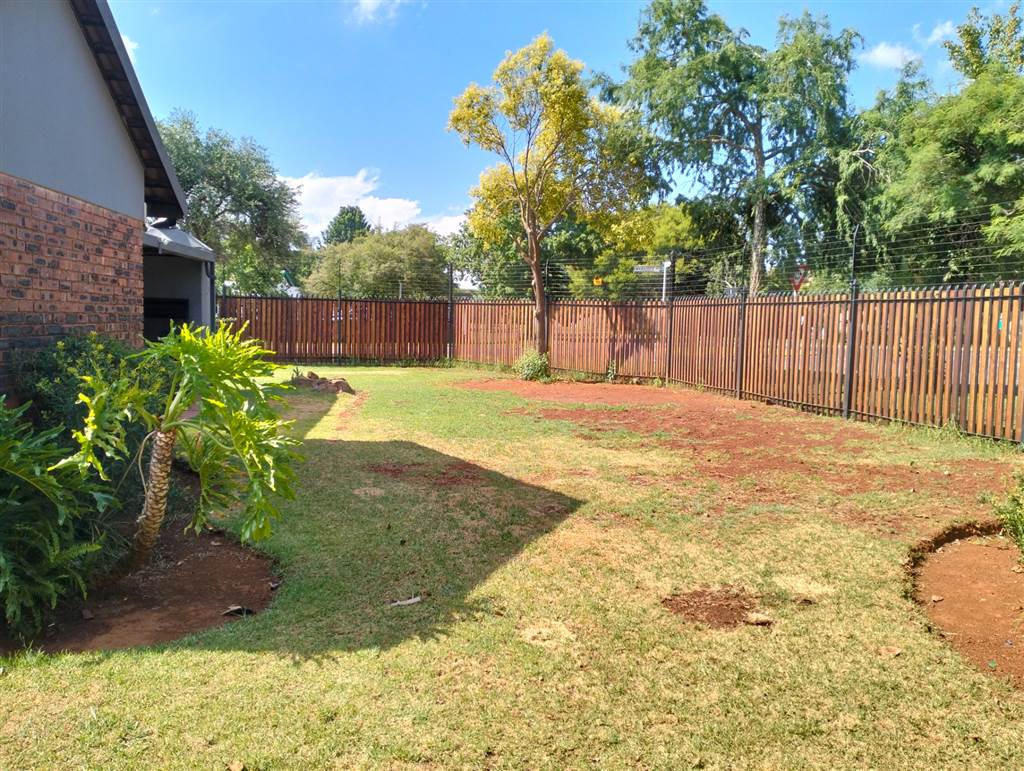 3 Bed House to rent in Pierre van Ryneveld RR4201037 Private Property