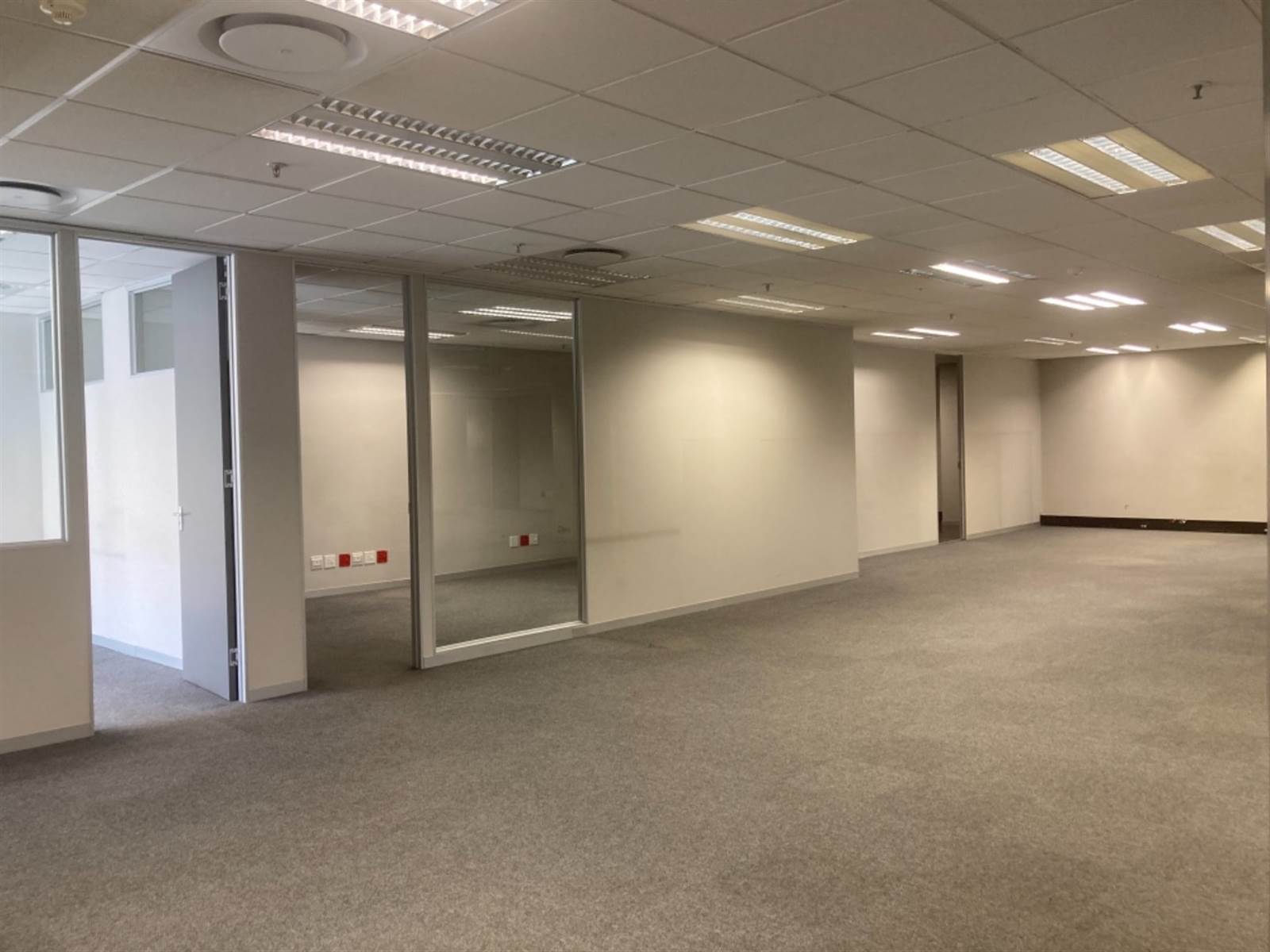 181  m² Commercial space in Rosebank photo number 3