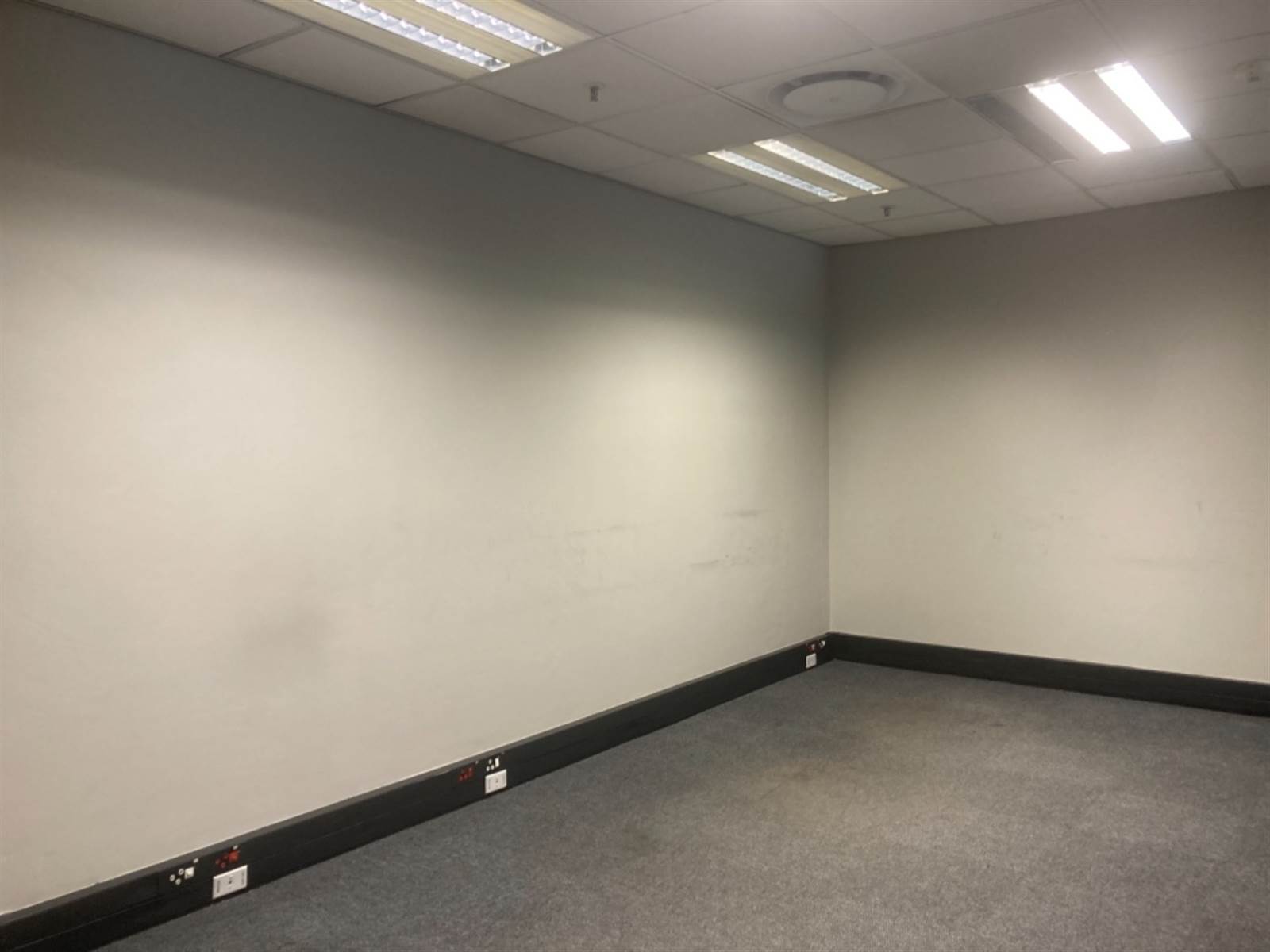 181  m² Commercial space in Rosebank photo number 10