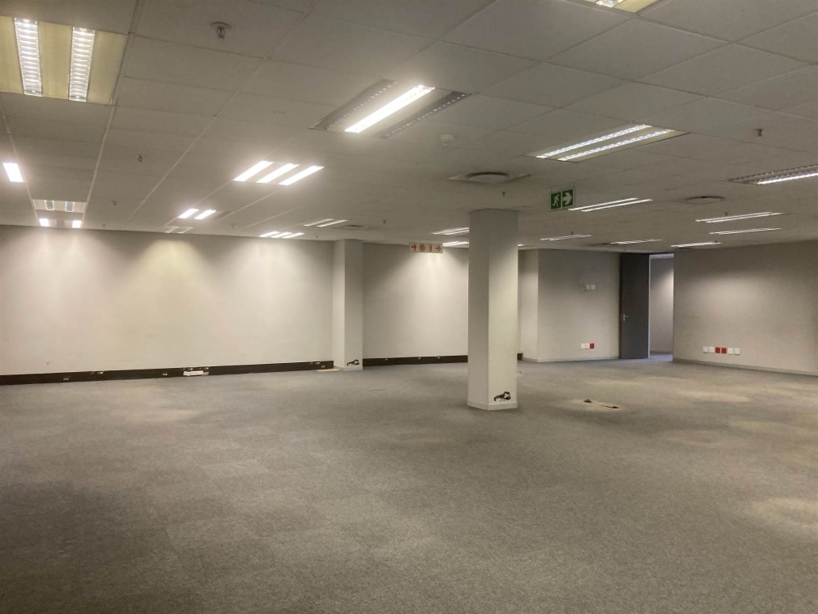 181  m² Commercial space in Rosebank photo number 15