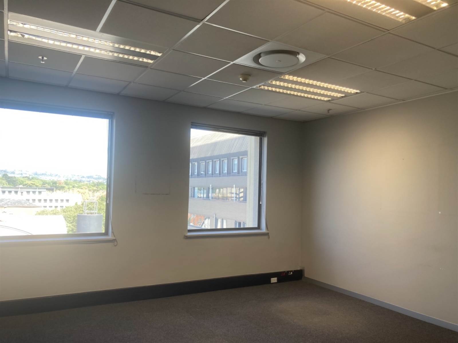 181  m² Commercial space in Rosebank photo number 13