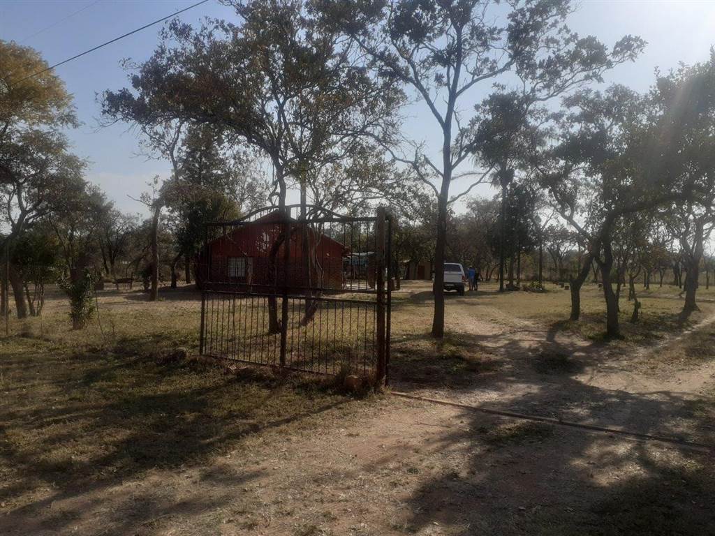 3 Bed House in Vaalwater photo number 21