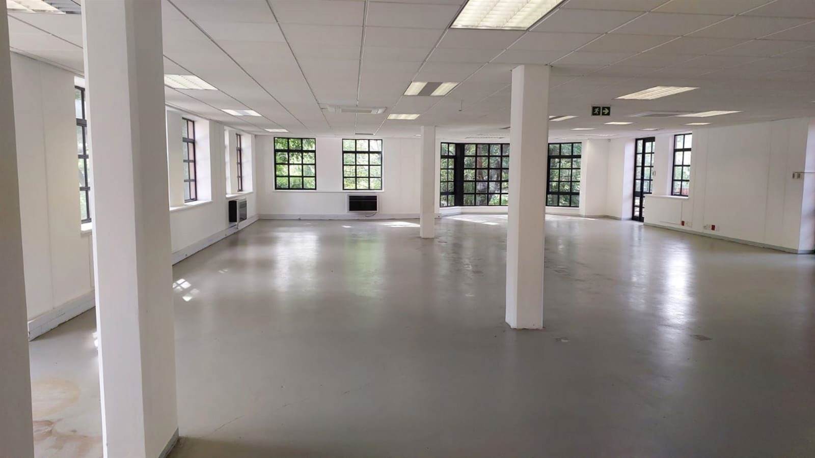 396.6  m² Commercial space in Bryanston photo number 3