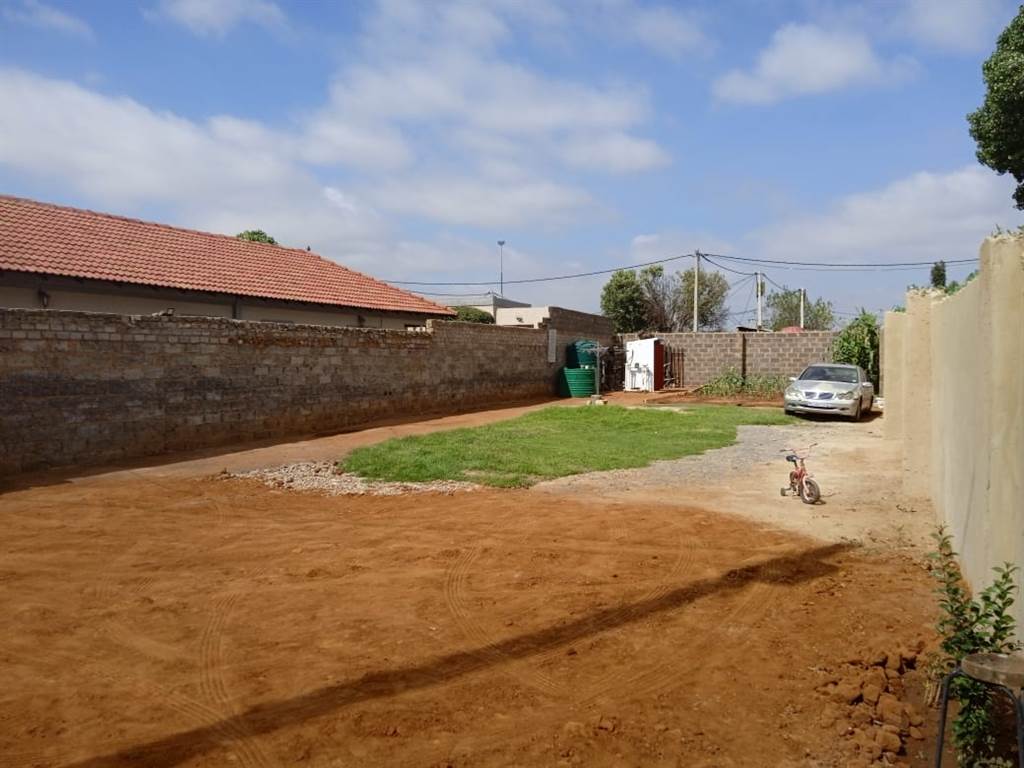 600 m² Land available in Windmill Park photo number 8