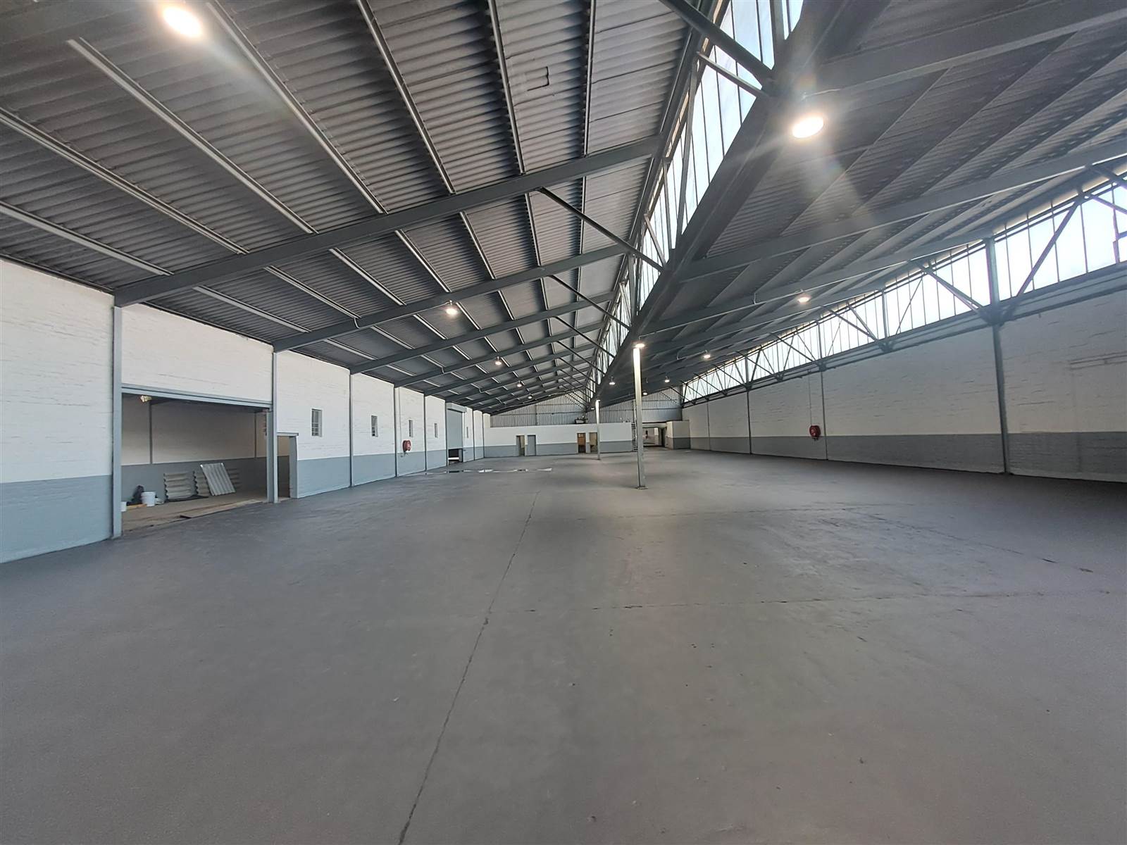 4388  m² Industrial space in Bellville South photo number 14