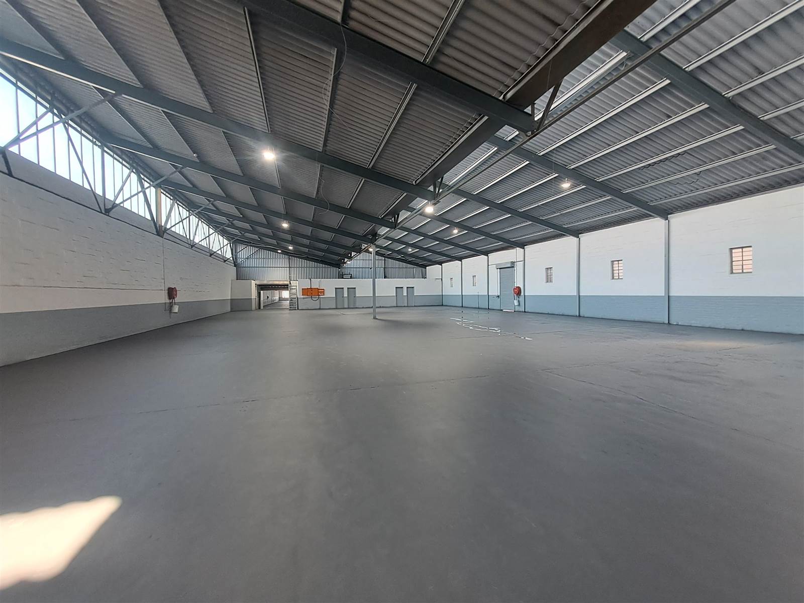 4388  m² Industrial space in Bellville South photo number 2
