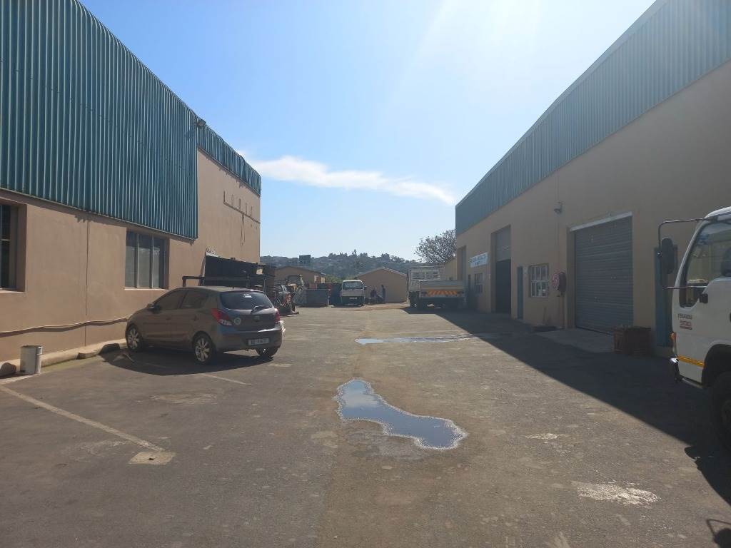 4700  m² Industrial space in Springfield photo number 8