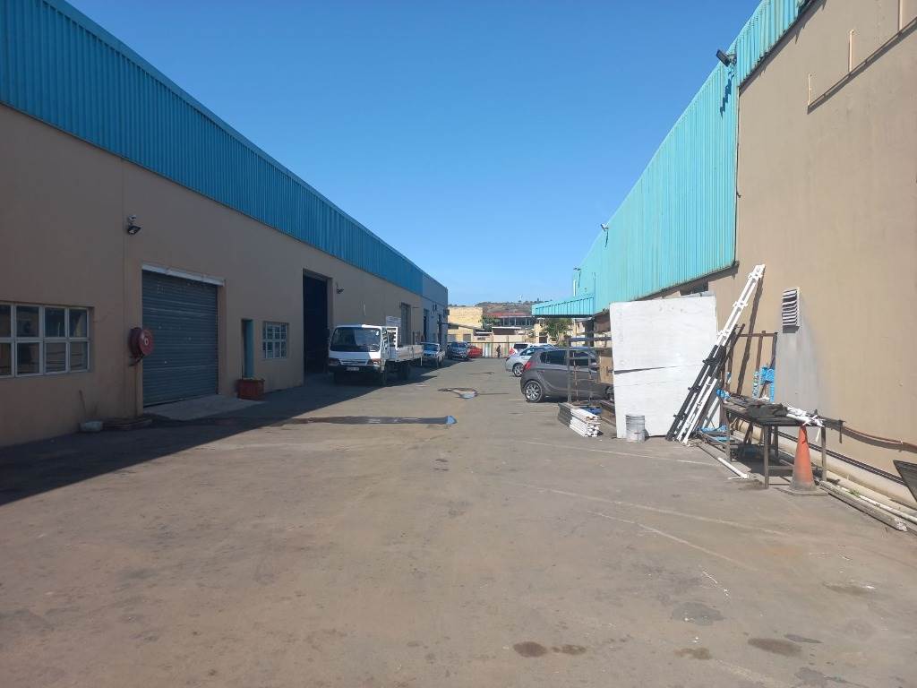 4700  m² Industrial space in Springfield photo number 7