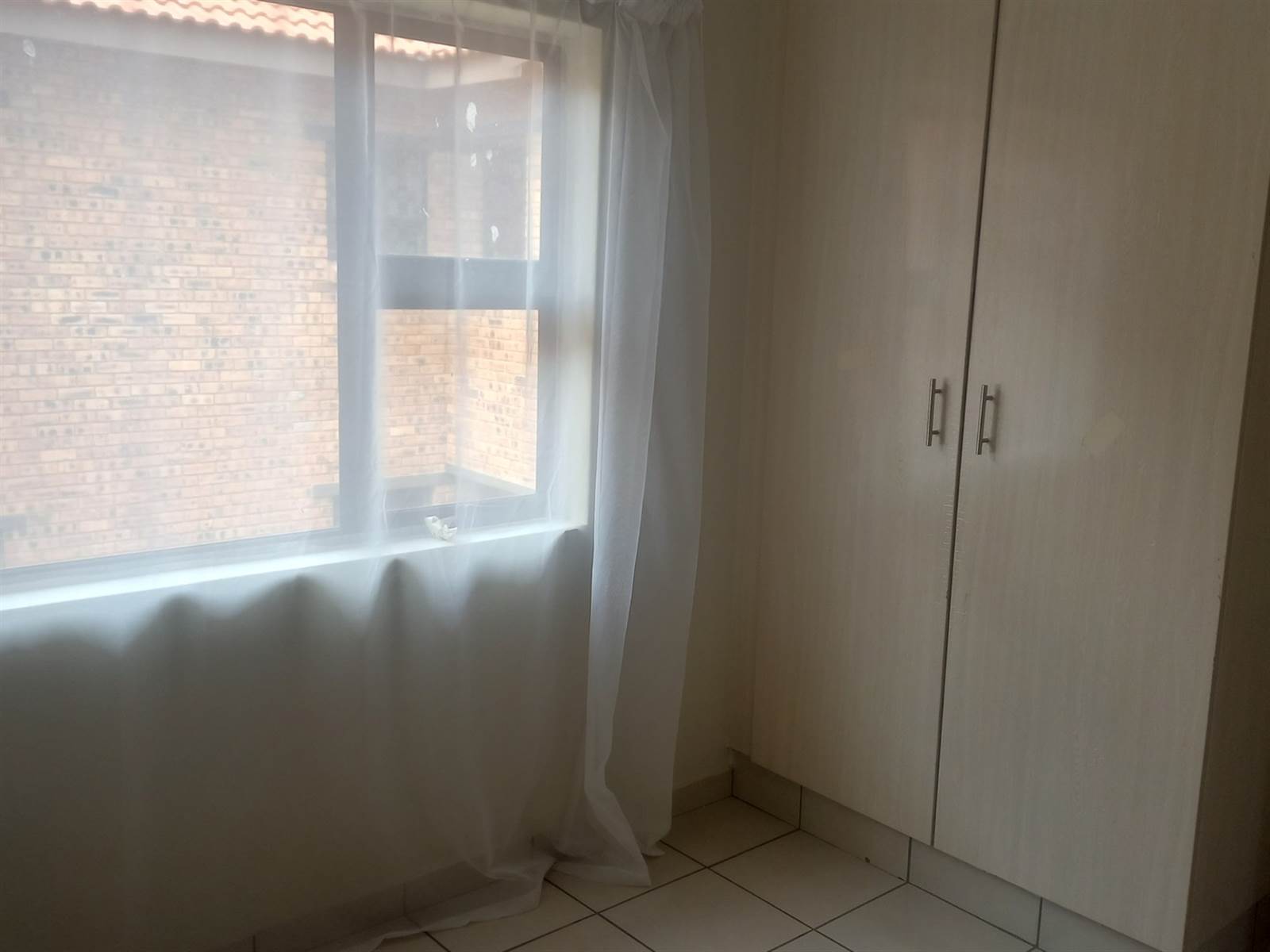 2 Bed Apartment in Boksburg South photo number 9