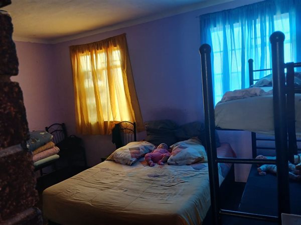 1 Bedroom House