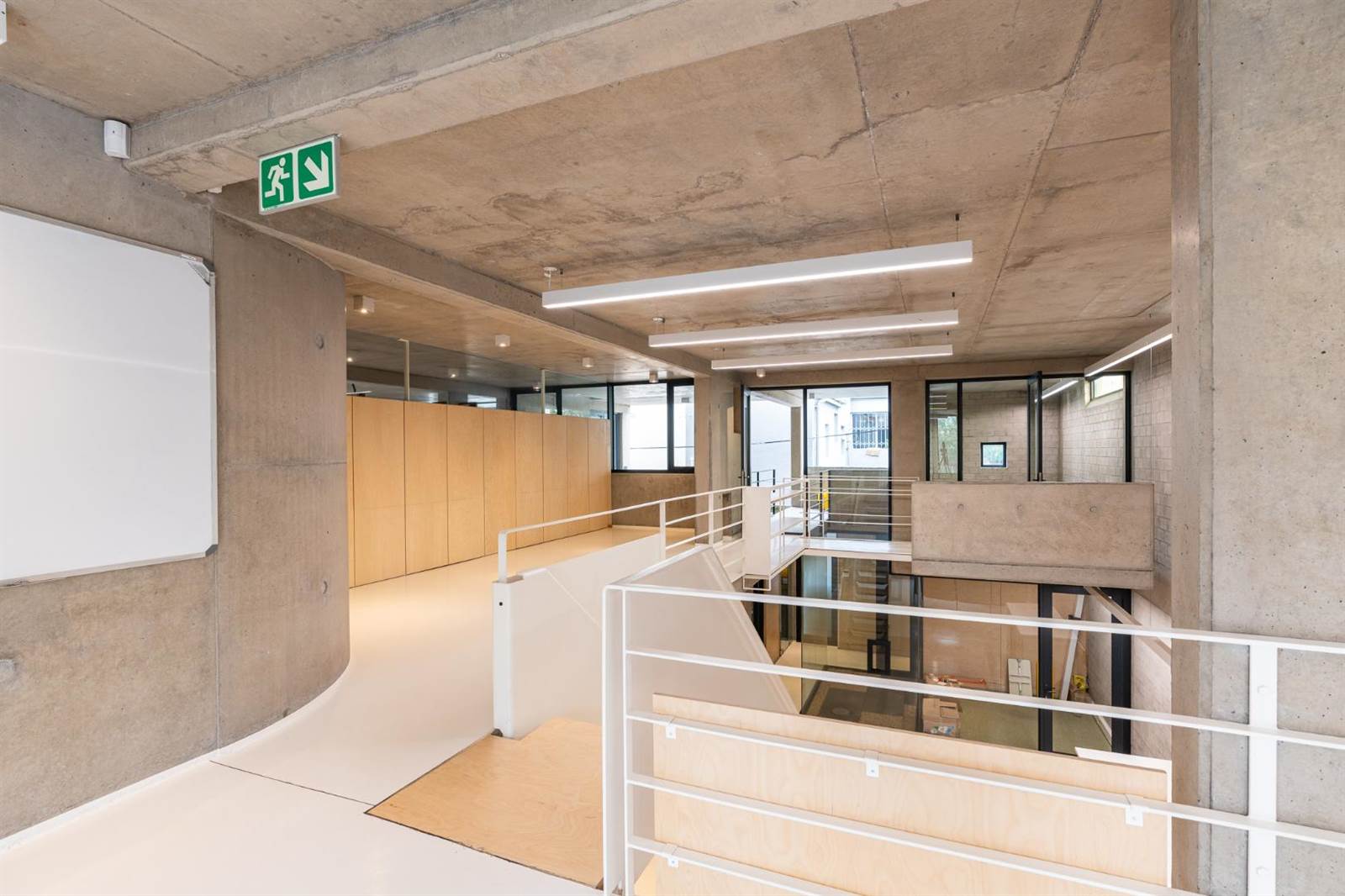 232  m² Office Space in Bo-Kaap photo number 9