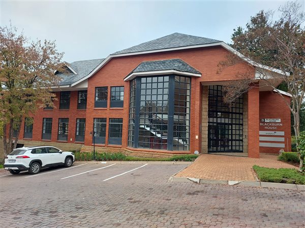 283.299987792969  m² Commercial space