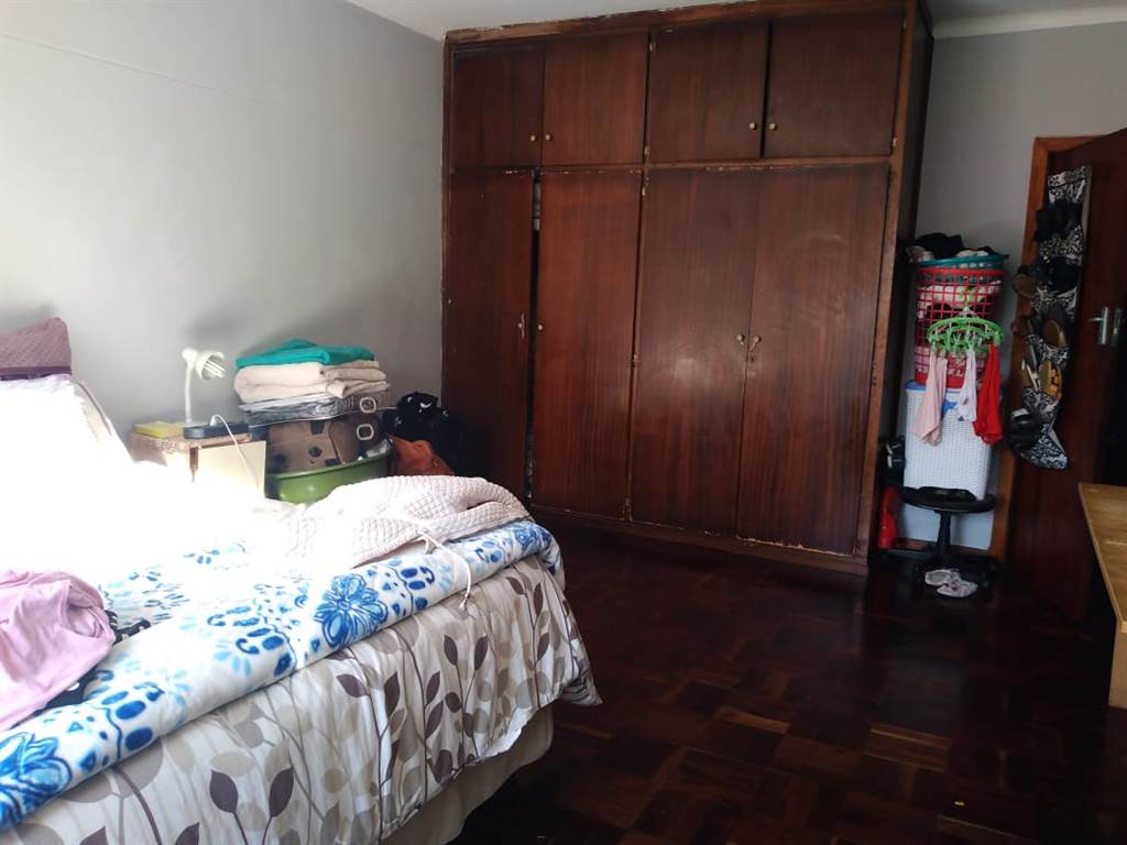 3 Bed Flat in Southernwood photo number 9