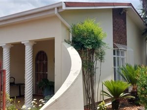 4 Bed House in Standerton Central