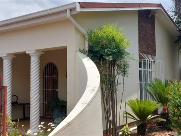 4 Bed House in Standerton Central