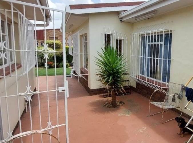 4 Bed House in Standerton Central photo number 28