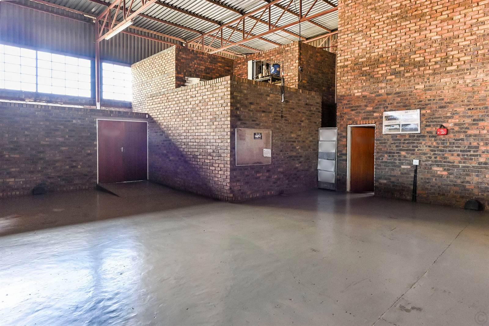 Commercial space in Vereeniging Central photo number 13