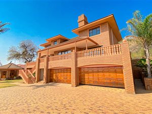 5 Bed House in Amandasig