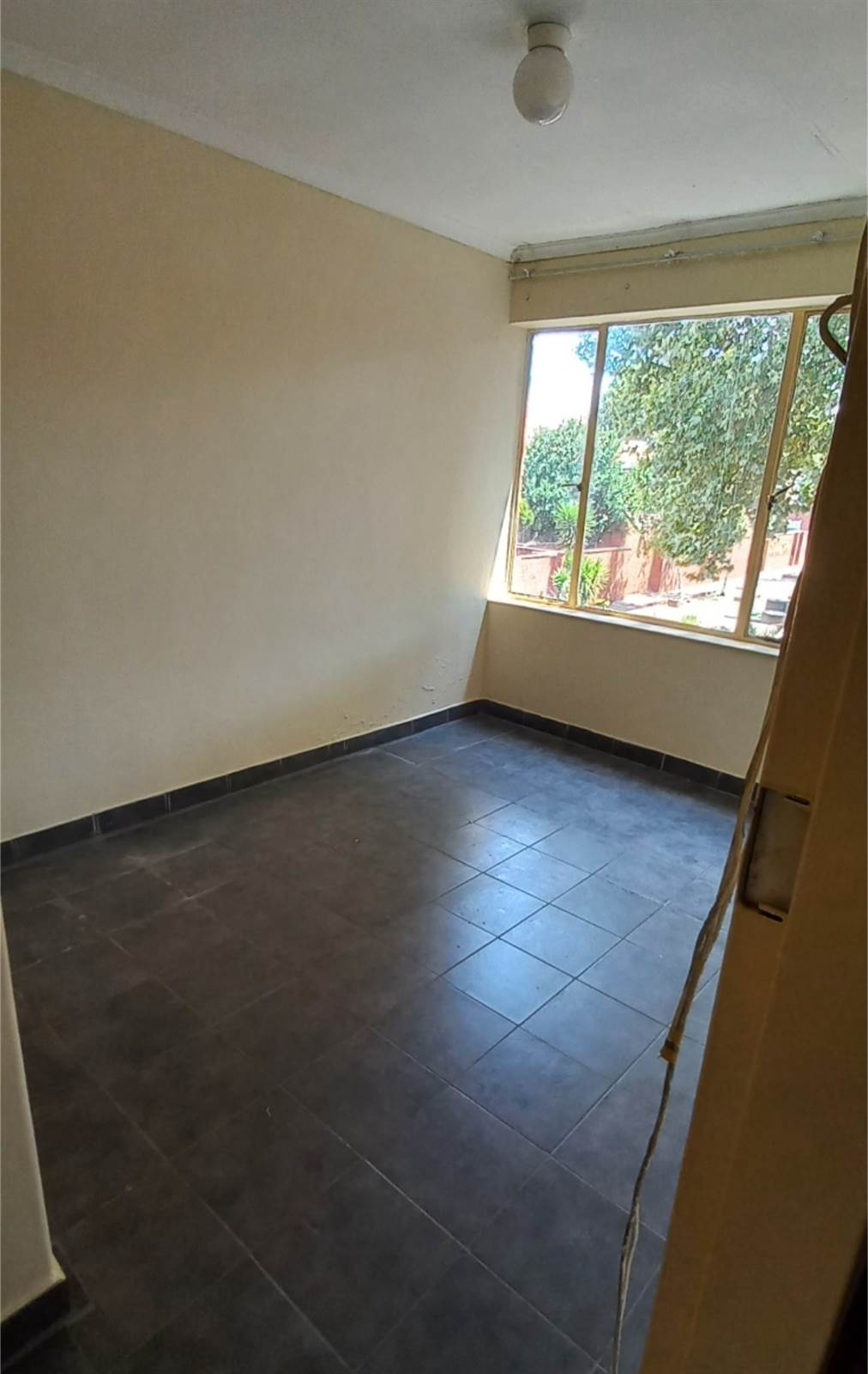 3 Bed Townhouse in Jeppestown photo number 11