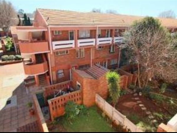 3 Bed Townhouse in Jeppestown