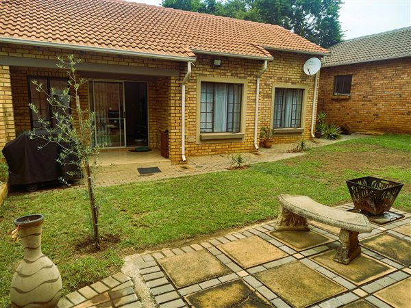 2 Bedroom Simplex